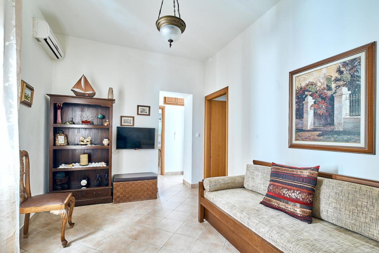 Ekavi Apartment Kíssamos Buitenkant foto
