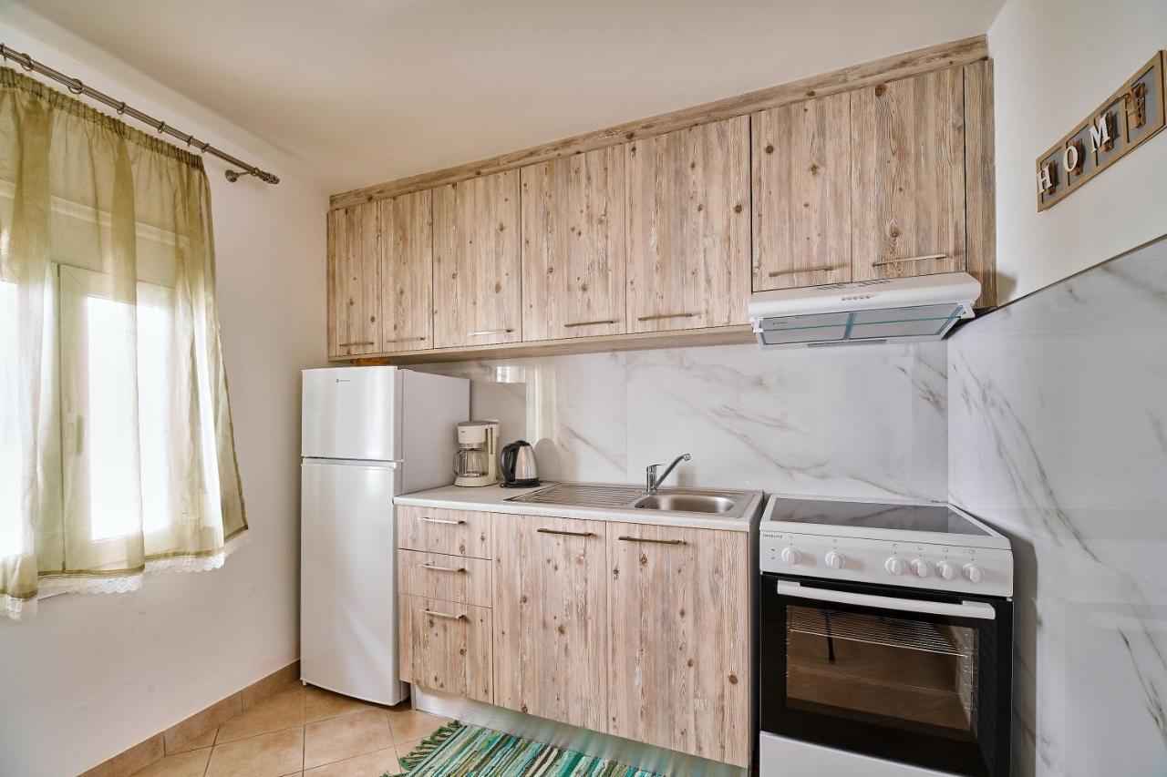Ekavi Apartment Kíssamos Buitenkant foto